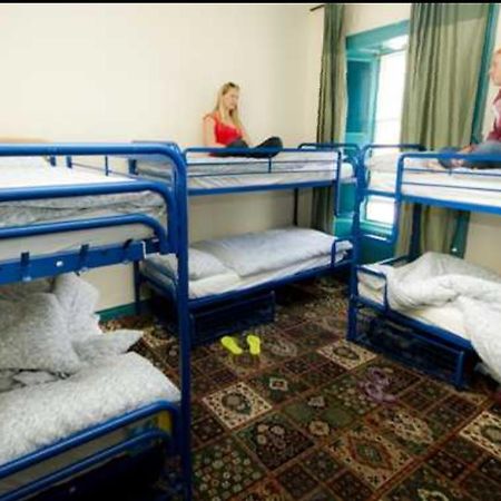 Cashel Holiday Hostel Bagian luar foto