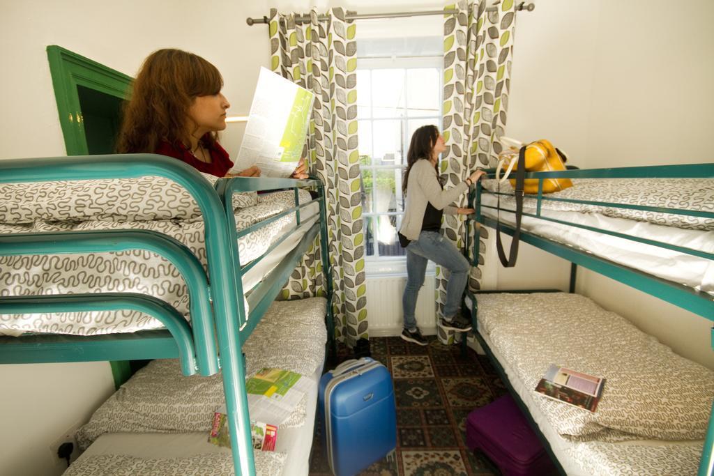 Cashel Holiday Hostel Bagian luar foto
