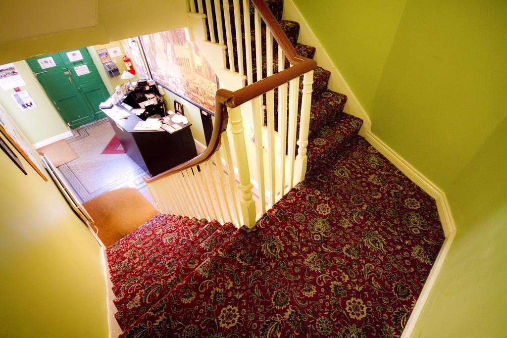 Cashel Holiday Hostel Bagian luar foto