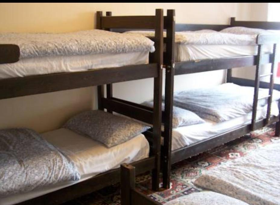 Cashel Holiday Hostel Bagian luar foto